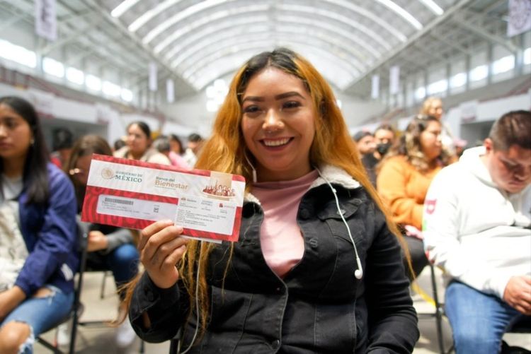 Jóvenes Construyendo el Futuro