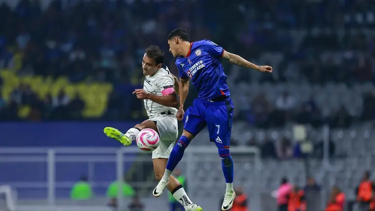 Pumas vs Cruz Azul