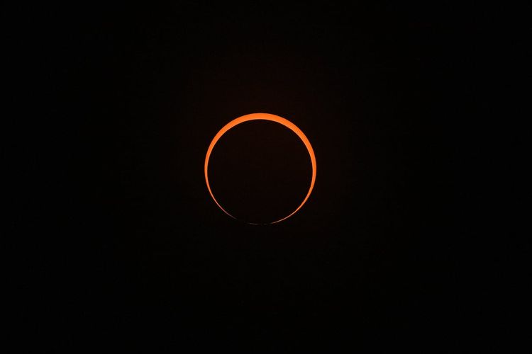 Eclipse solar 2 de octubre