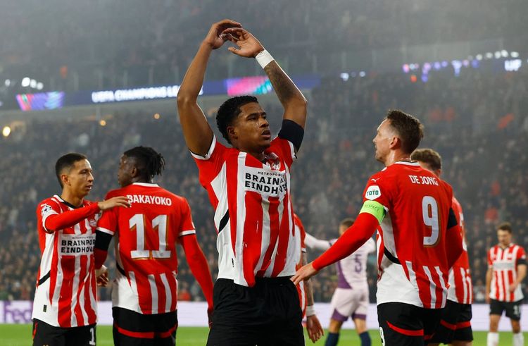 PSV  Girona