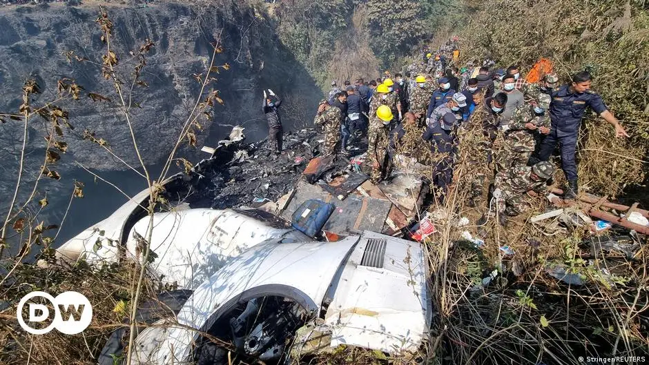 Sigue en Nepal la búsqueda de las víctimas de accidente aéreo